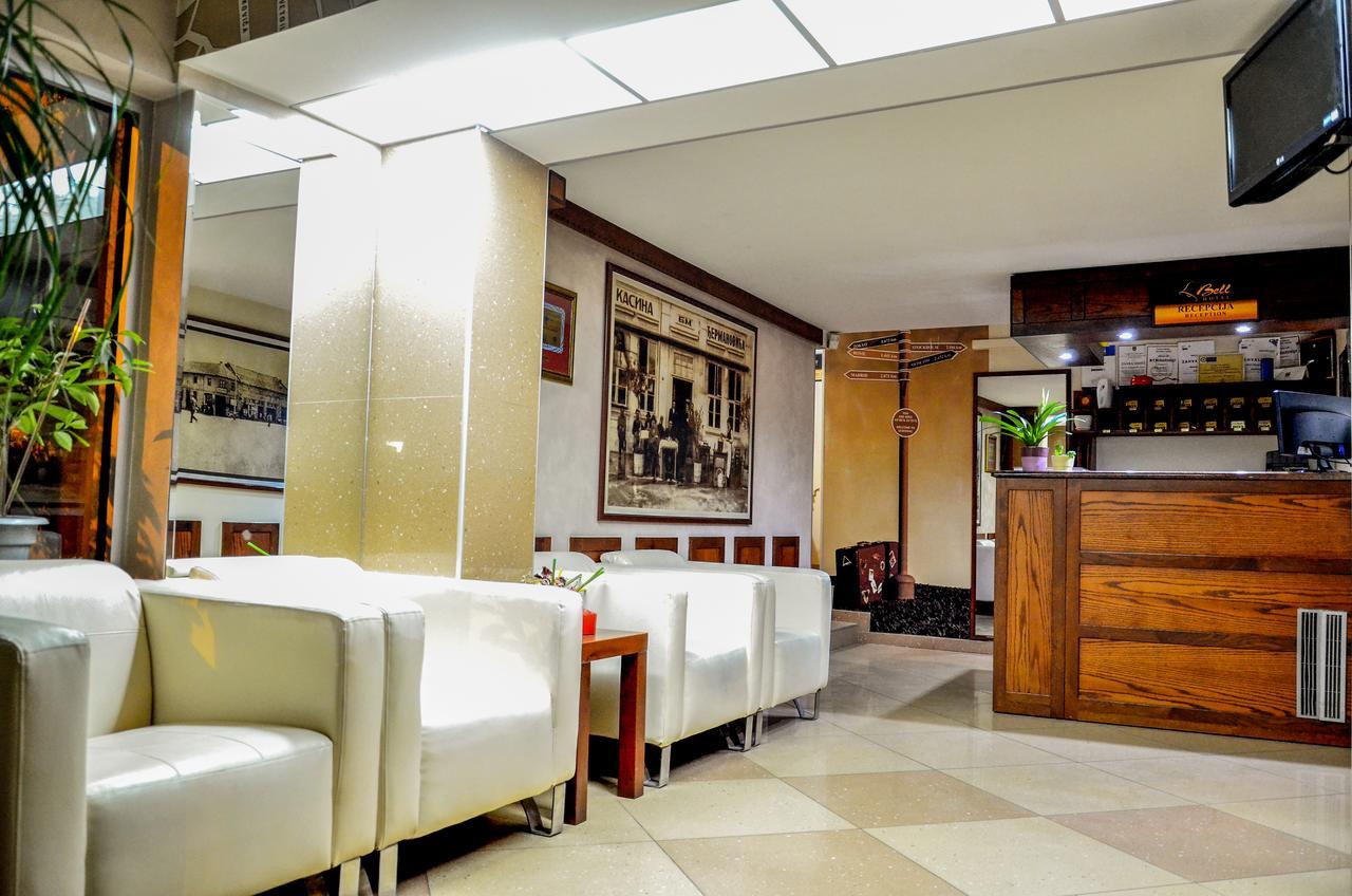 Hotel Bell Leskovac  Kültér fotó