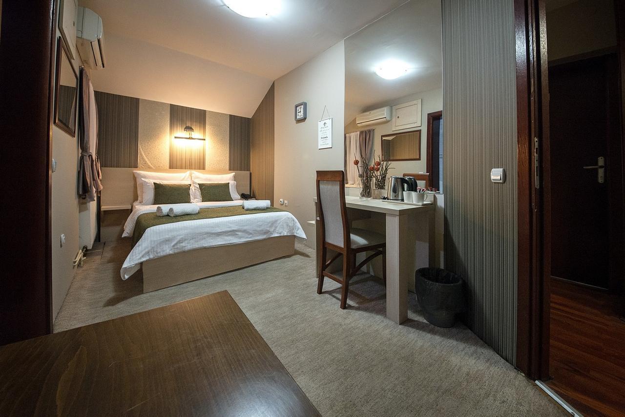 Hotel Bell Leskovac  Kültér fotó