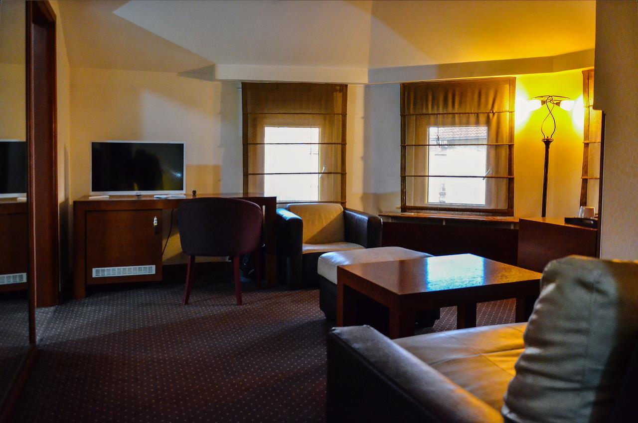 Hotel Bell Leskovac  Kültér fotó
