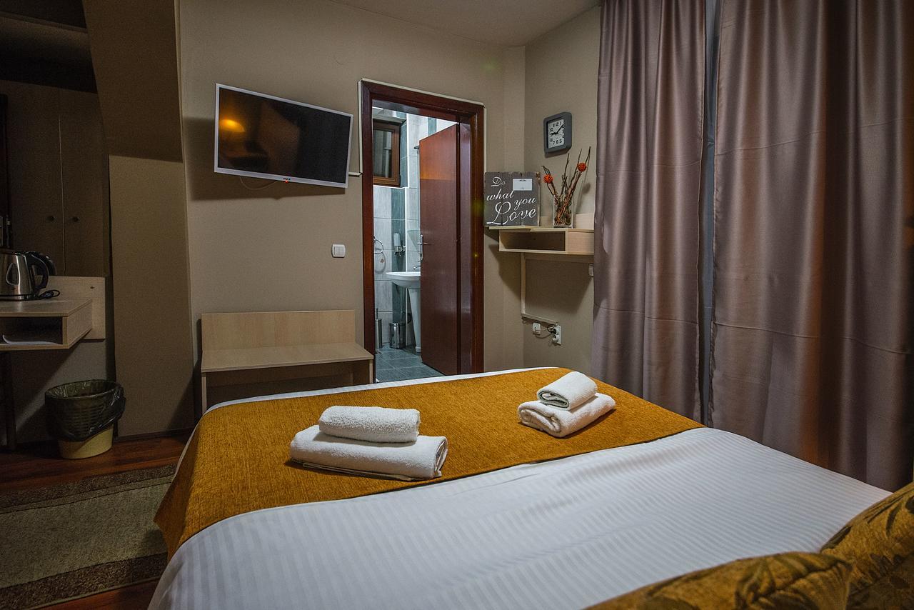 Hotel Bell Leskovac  Kültér fotó