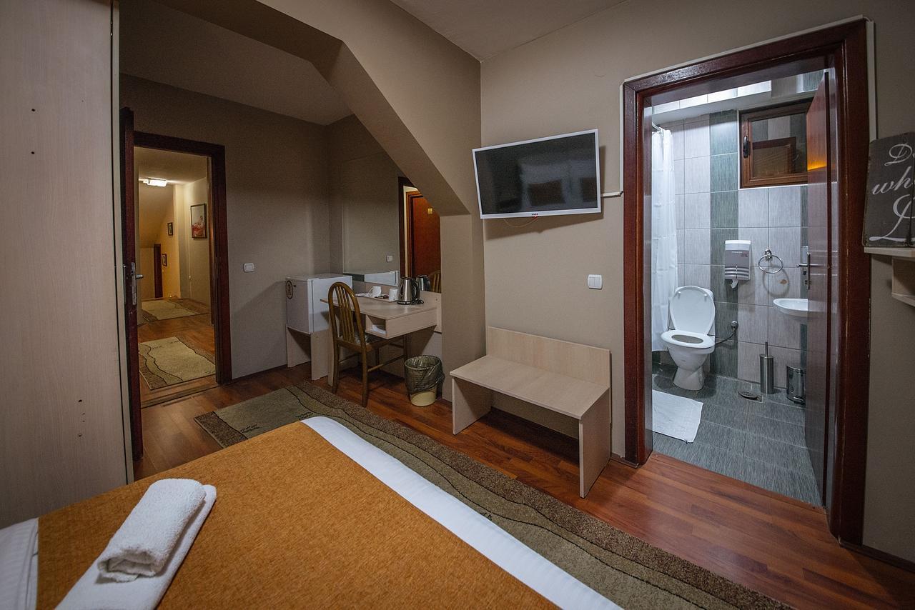 Hotel Bell Leskovac  Kültér fotó