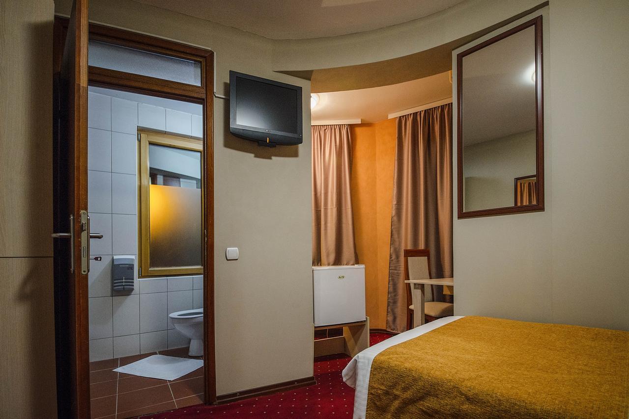 Hotel Bell Leskovac  Kültér fotó