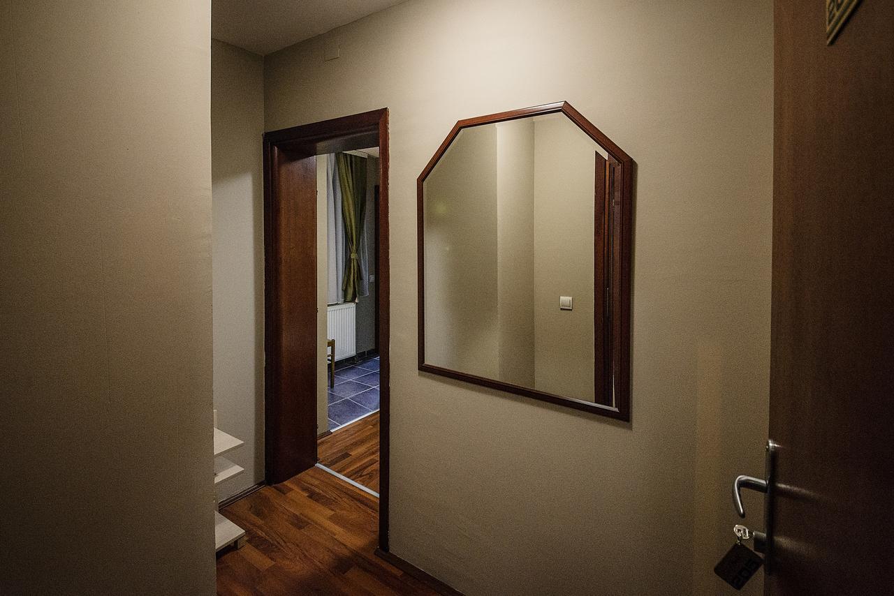 Hotel Bell Leskovac  Kültér fotó