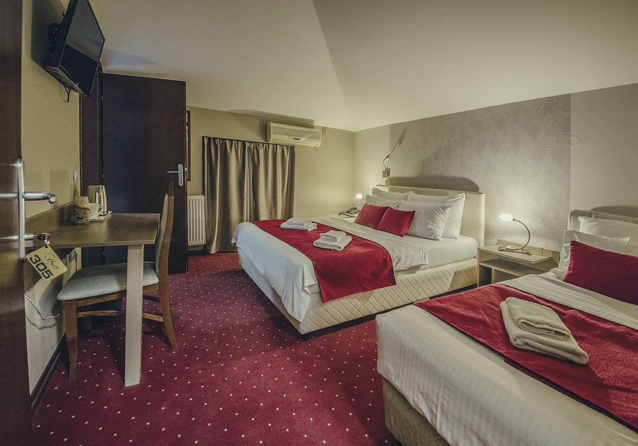 Hotel Bell Leskovac  Kültér fotó