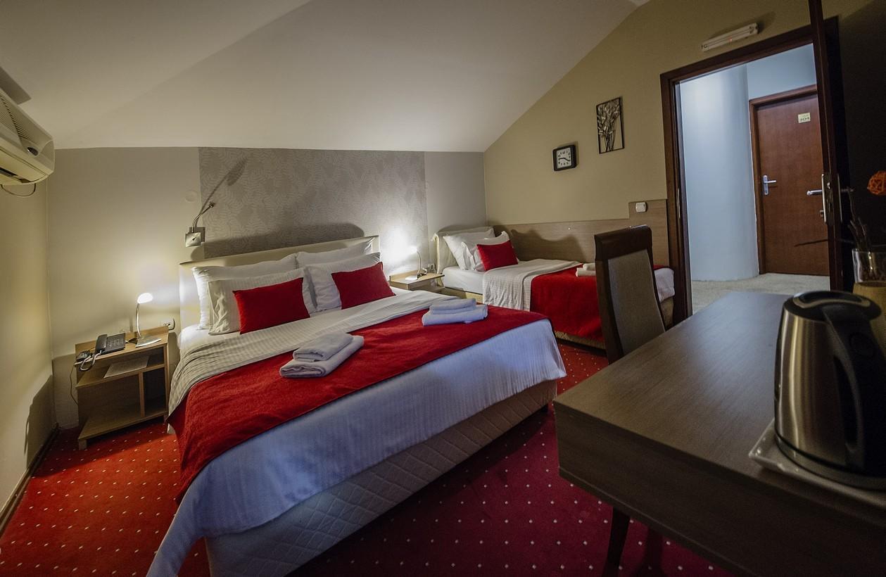 Hotel Bell Leskovac  Kültér fotó